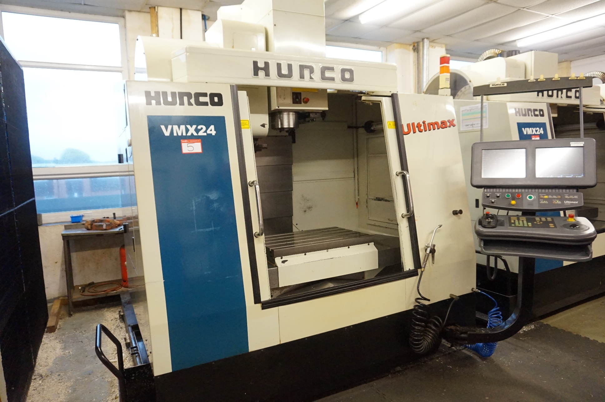 HURCO VMX 24  2003